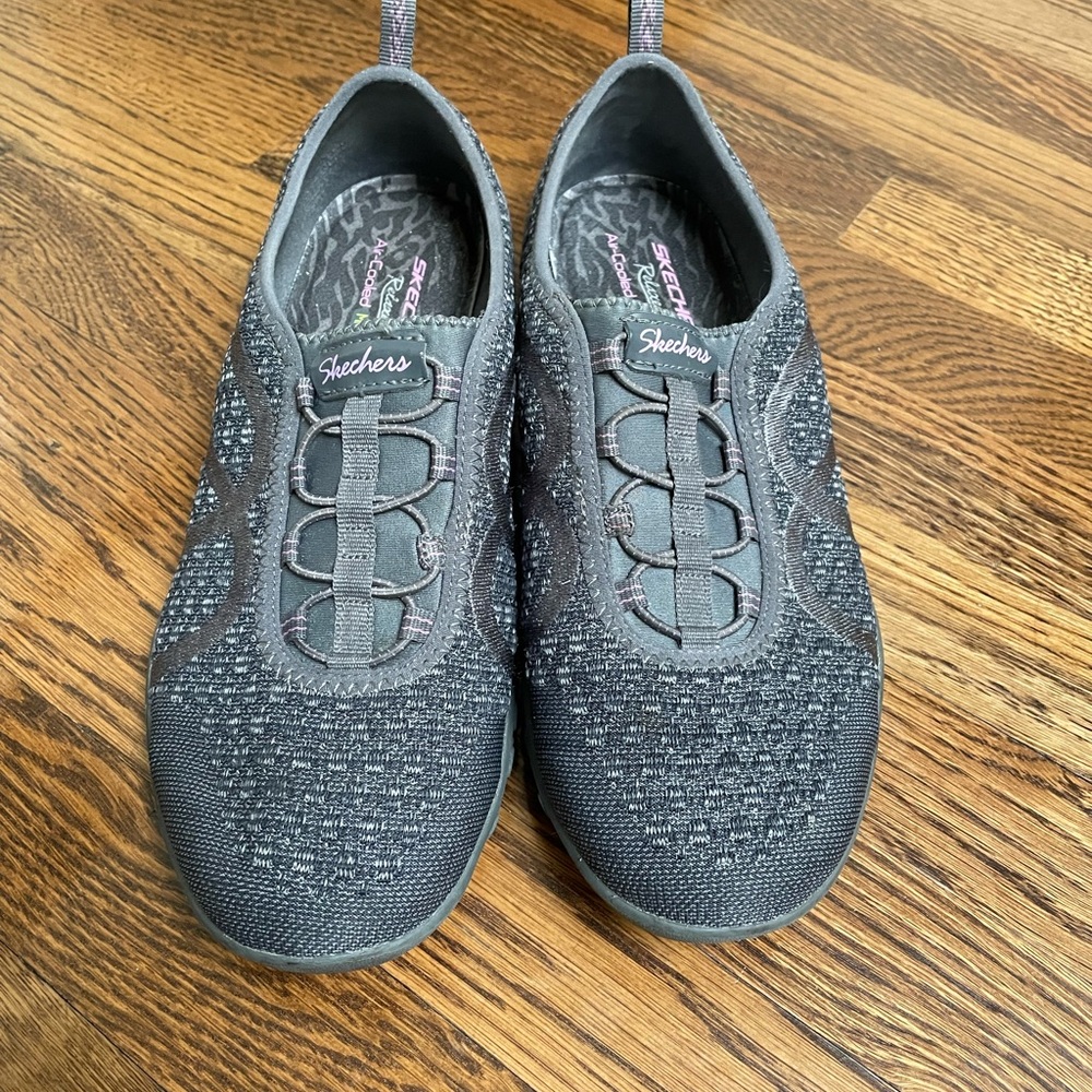 Sketchers Memory Foam Shoes Sneakers 9